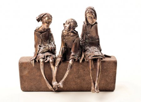 Выставка скульптуры П. Мавшова "Маленькие истории"